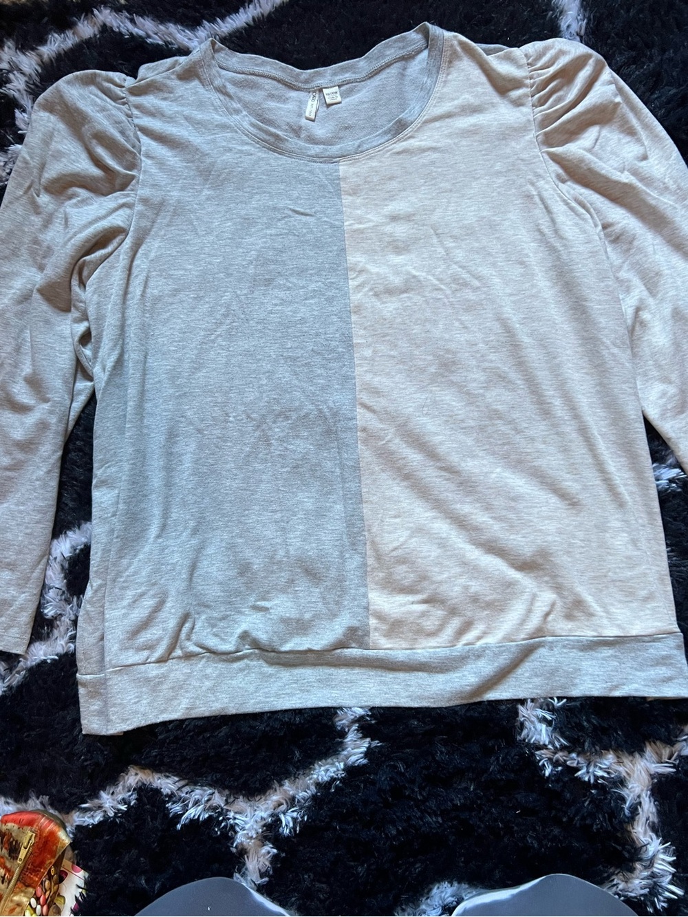 Cato Two-Tone Heather Gray Puff Sleeve Sweatshirt
